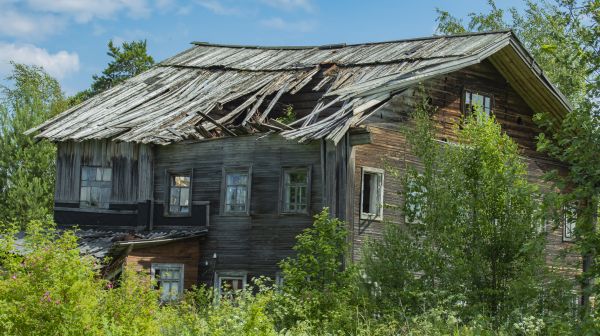 Cottage Demolition in Missoula